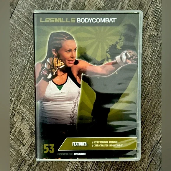 スポーツ・フィットネス Les Mills  Body Combat DVD & CD 26&27 Amazon.com: Les Mills Combat Fitness 5 DVD Workout Set